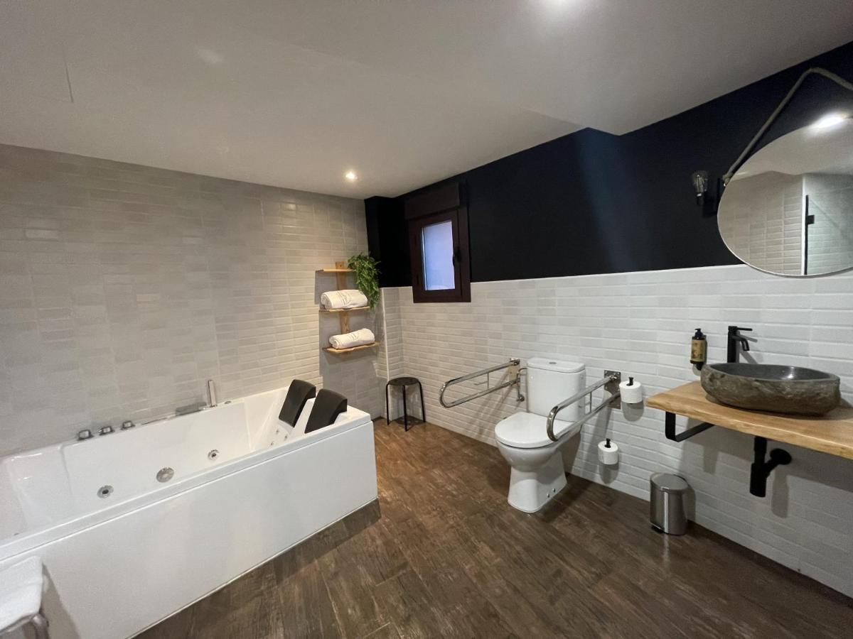 Apartamentos Dona Jimena Del Ambroz: Central 4-Star Complex Hervas Exterior photo
