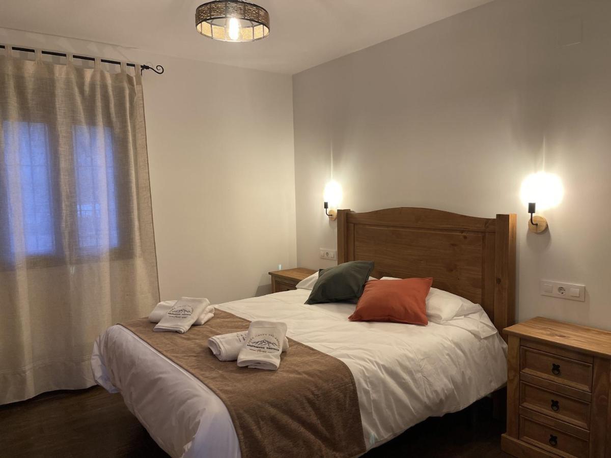 Apartamentos Dona Jimena Del Ambroz: Central 4-Star Complex Hervas Exterior photo